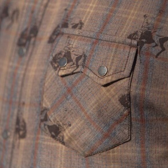 Ryan Michael Barnfly bucking horse shirt M1029F - Picture 4 of 8